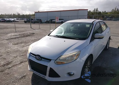 2012 Ford Focus Sel z USA, uszkodzony, nr VIN 1FAHP3H22CL358585